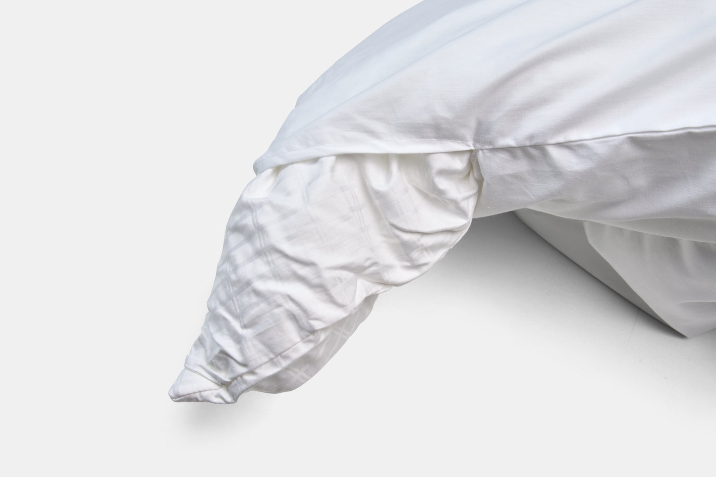Hotel Duvet Cover Hand Hold Percale T200 CotPoly Thomaston