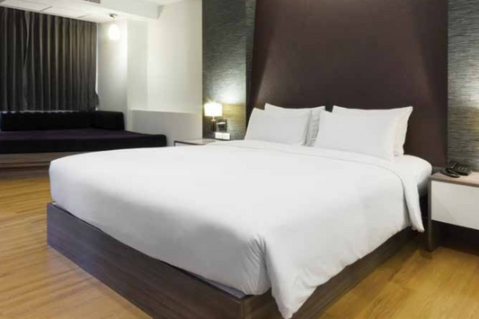 Hotel Bed Percale T300 CottonPoly Royal Suite