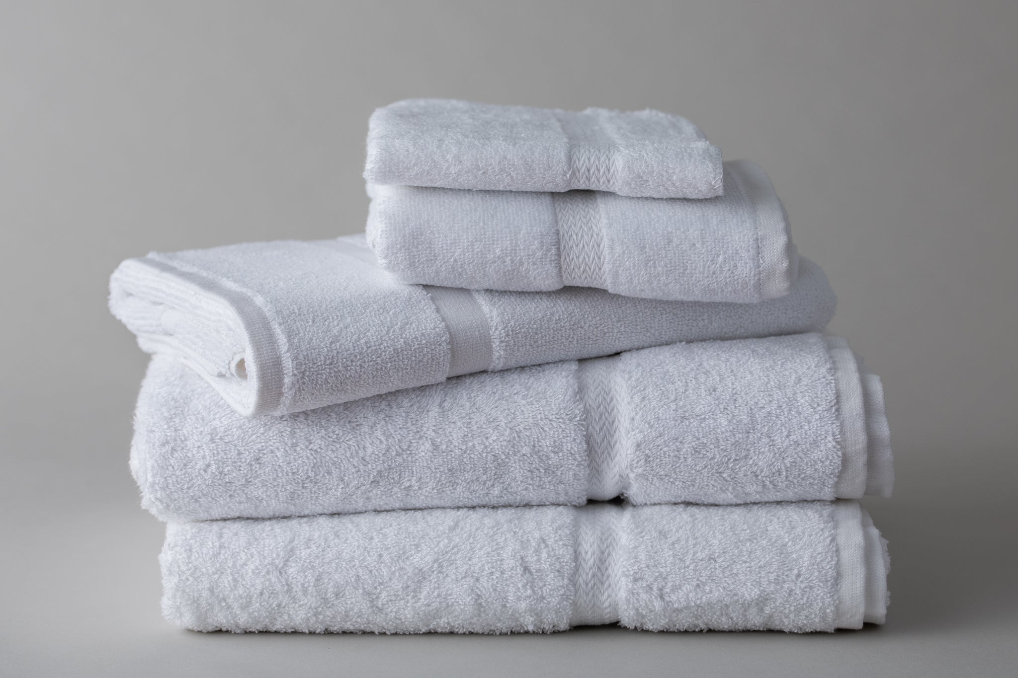 Ultra Soft Cam Border Bath Towel-White or Beige